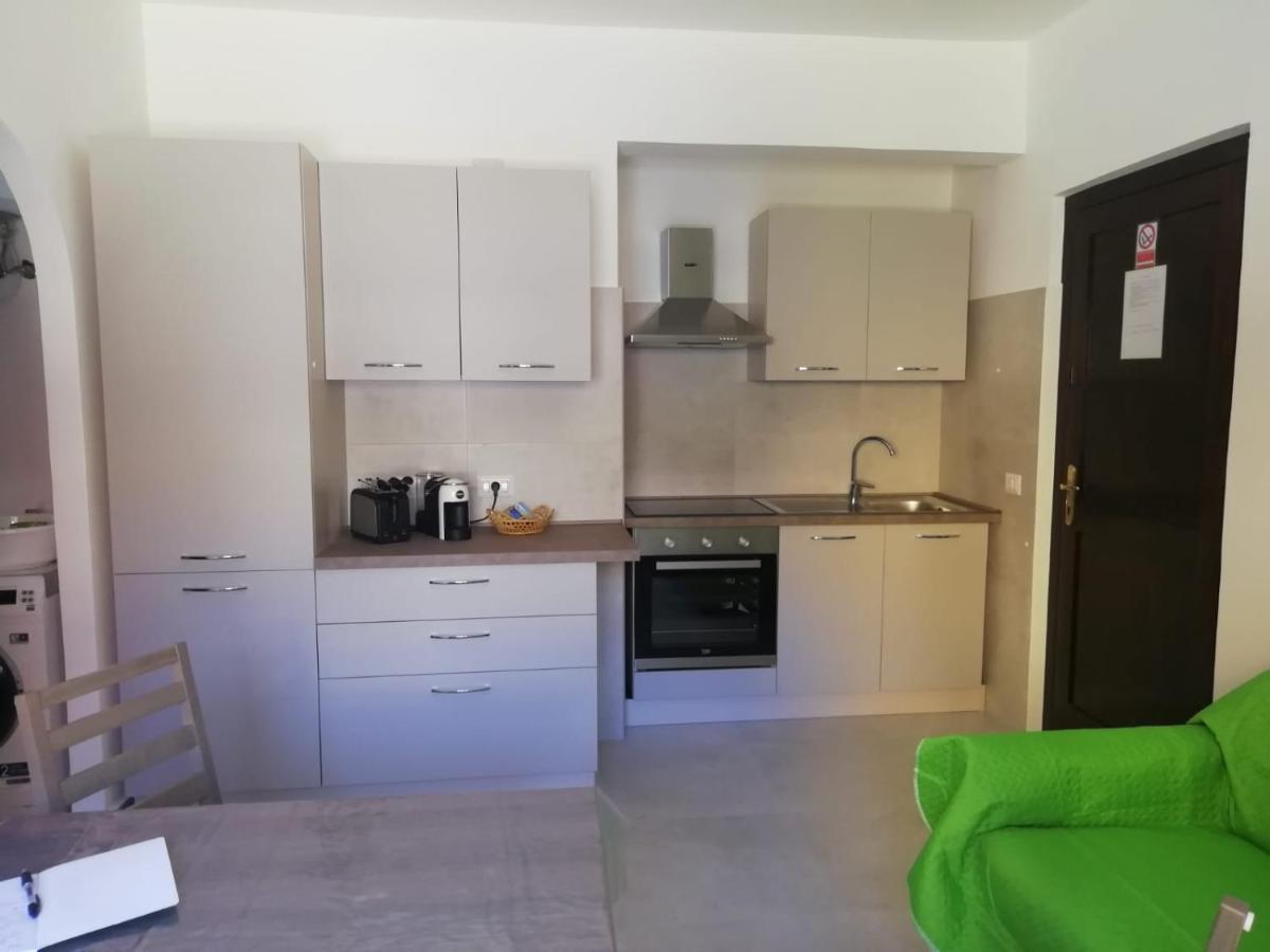 Casa Vacanze Da Mary P La Maddalena  Buitenkant foto